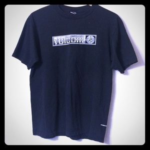 Volcom Large t shirt 👕black and white